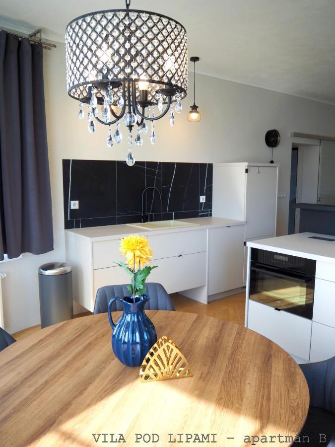 Vila Pod Lipami Lägenhet Bruntál Exteriör bild